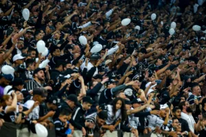 Corinthians 106 anos: 4/7/2012 – O dia em que todos os corintianos se libertaram