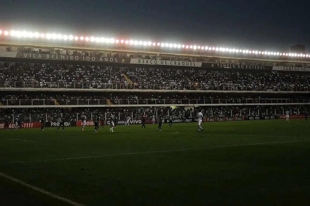 Especial Vila 100 anos: Confira os dez jogadores do Santos que mais atuaram no estádio