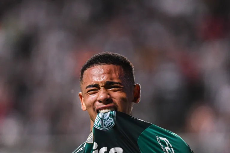 Nos números: quais são os jogadores que mais cometem falta no Palmeiras