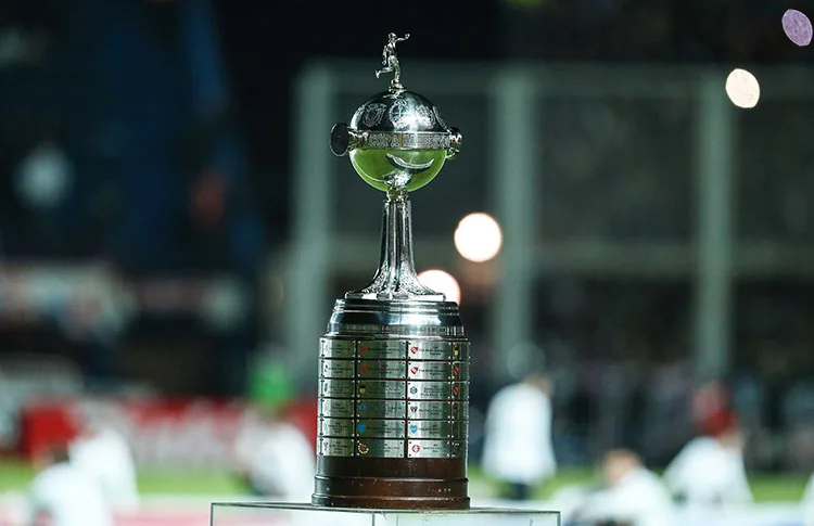 Quem é o maior campeão da Libertadores? Veja ranking