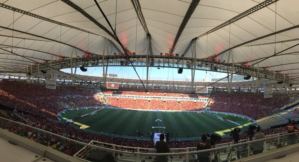 Flamengo x Internacional quebra recorde de público do Brasileirão