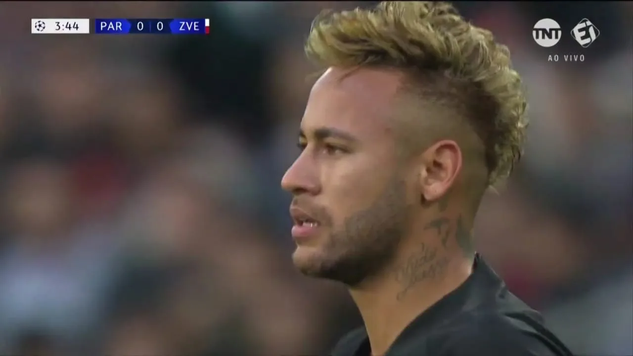 Neymar aparece com novo visual e cabelo vira piada na internet; veja