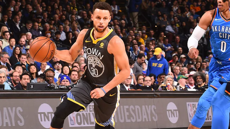 O dia em que o Golden State Warriors quase não terminou um jogo por falta de jogadores