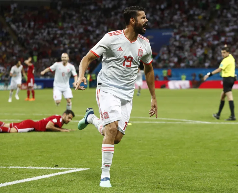 Futebol mundial: veja 11 jogadores brasileiros que se naturalizaram para defender outros países