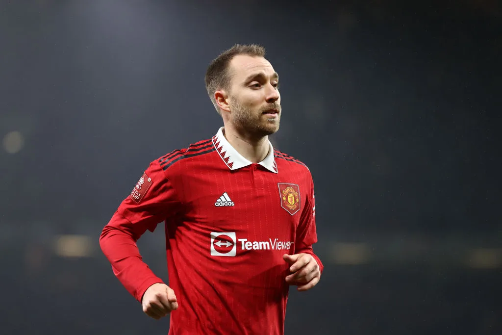 Técnico do Manchester United lamenta contusão de Eriksen