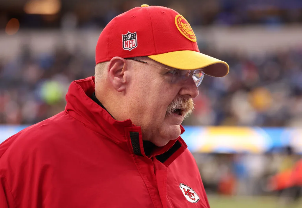 NFL: técnico dos Chiefs comenta sobre como vai ser enfrentar o seu ex-time no Super Bowl