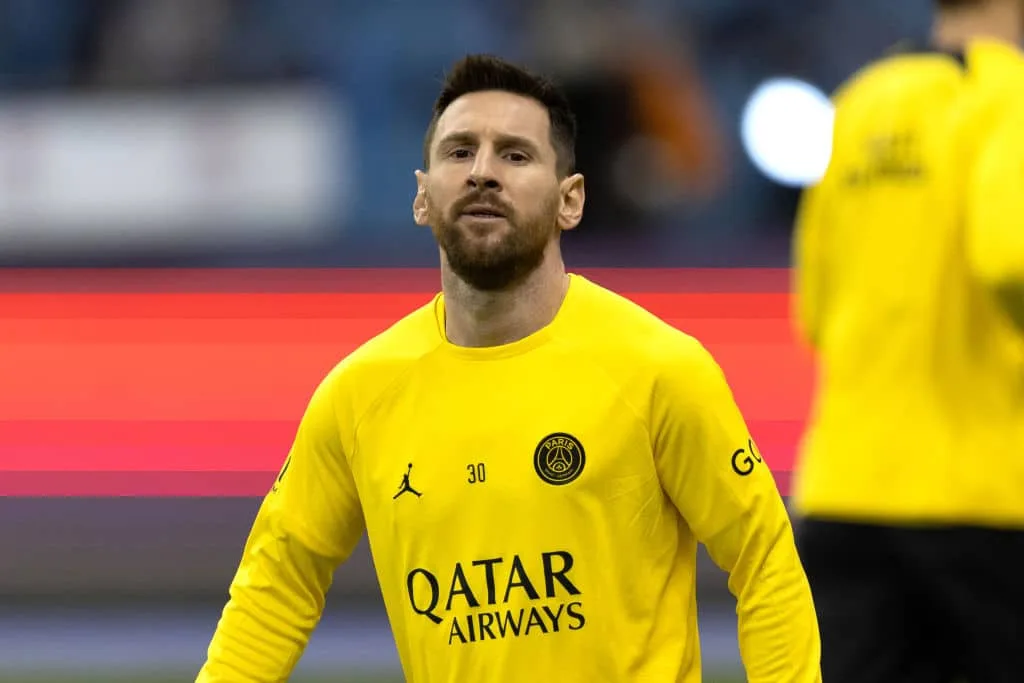 Craque do PSG eleito o Melhor do Mundo, Messi pode repetir atitude de Romário
