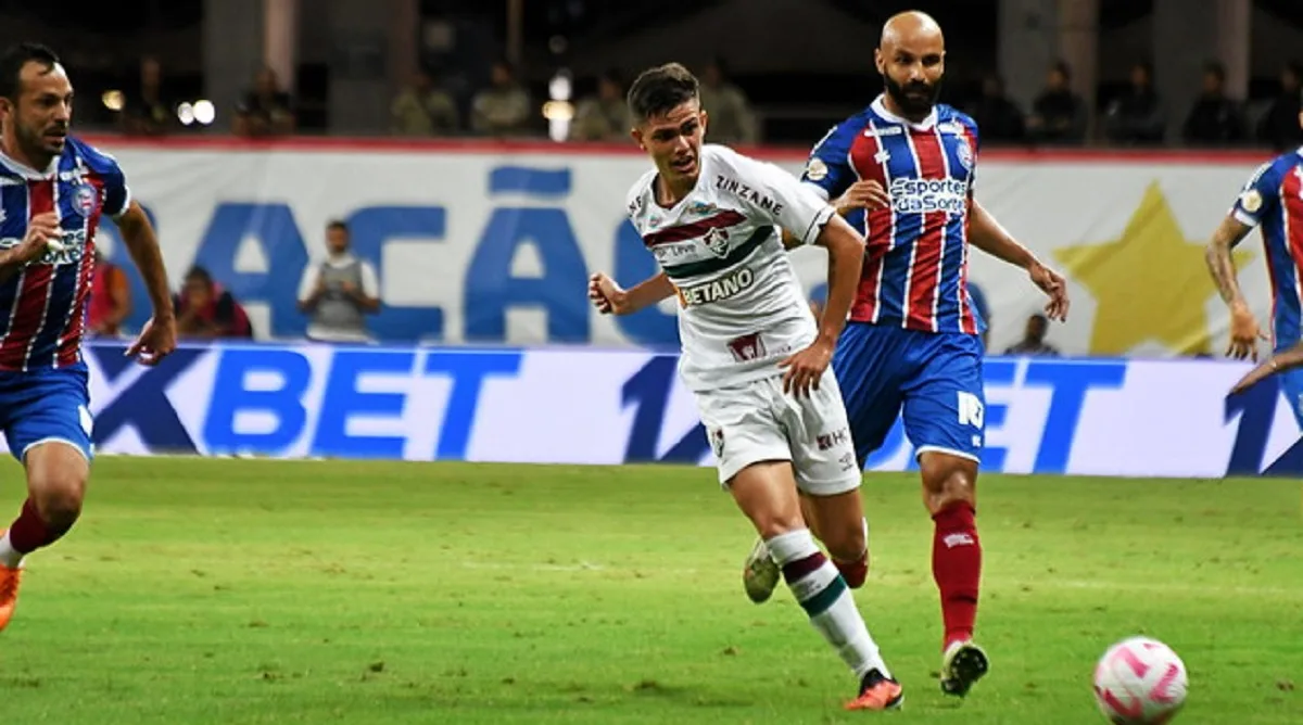 Everaldo vence a zaga e garante vantagem do Bahia sobre o Fluminense; veja