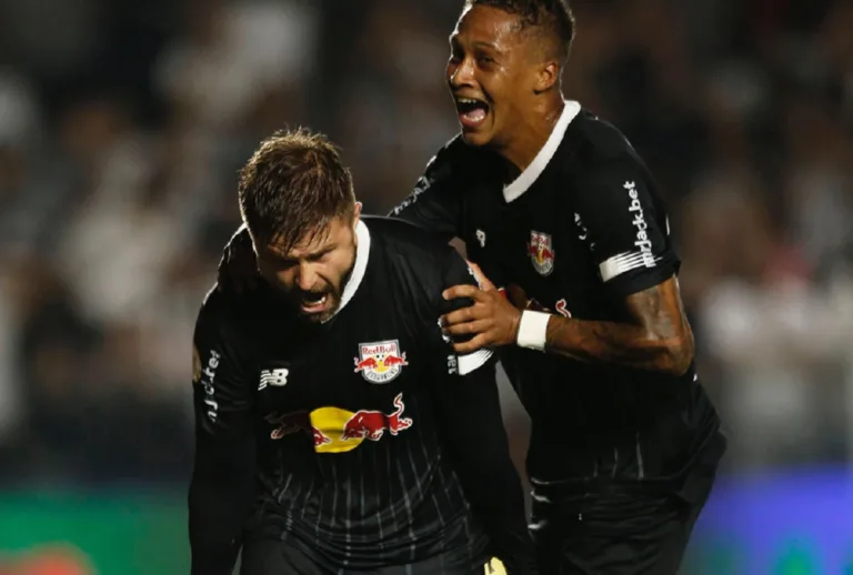 Red Bull Bragantino mantém boa fase, marca três e enterra o Santos na zona do rebaixamento