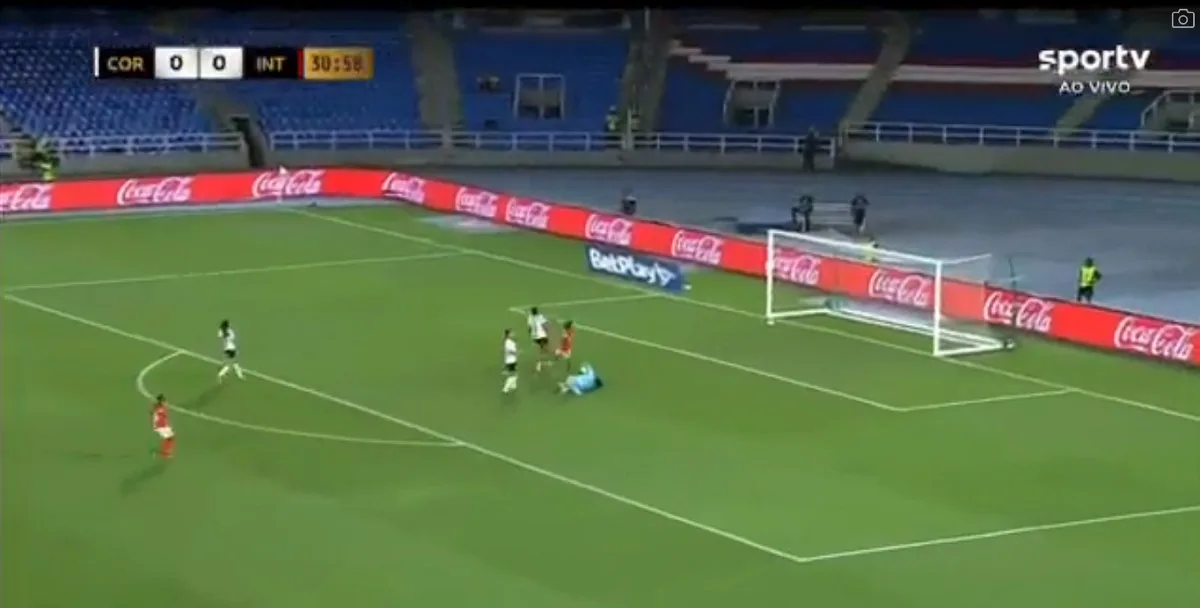 Em duelo brasileiro, Internacional abre o placar contra o Corinthians pela Copa Libertadores feminina