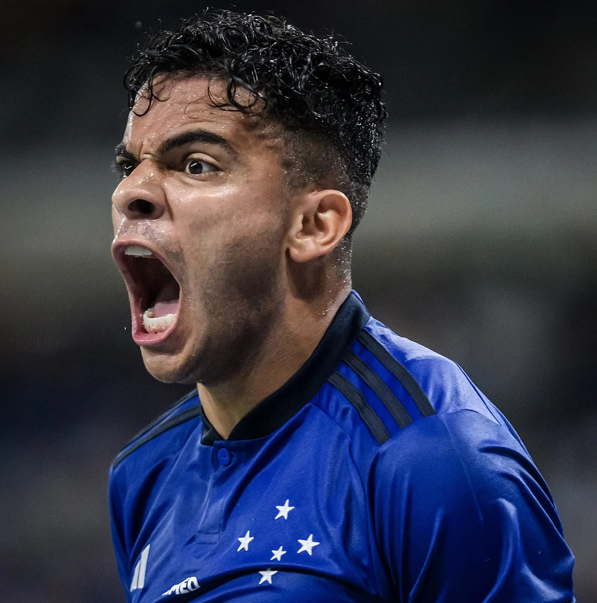 Cruzeiro supera o Bahia e respira aliviado no Brasileirão Série A