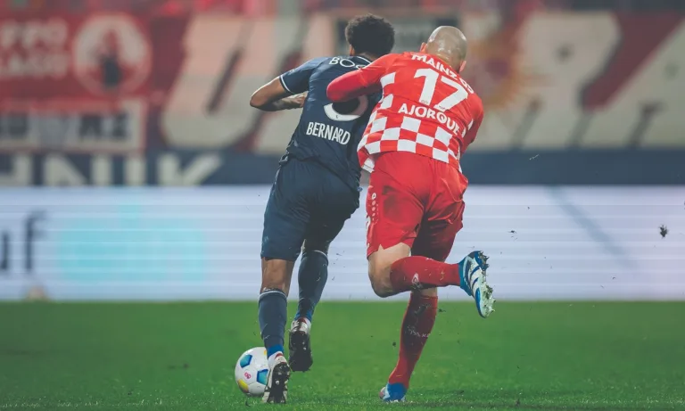 Preciso, Bochum mantém espírito ofensivo para marcar o primeiro contra o Mainz 05