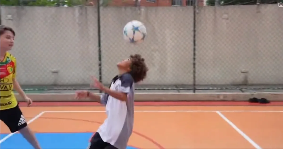 Joia do Santos de 11 anos, agenciada por Neymar, mostra todo o seu talento; veja