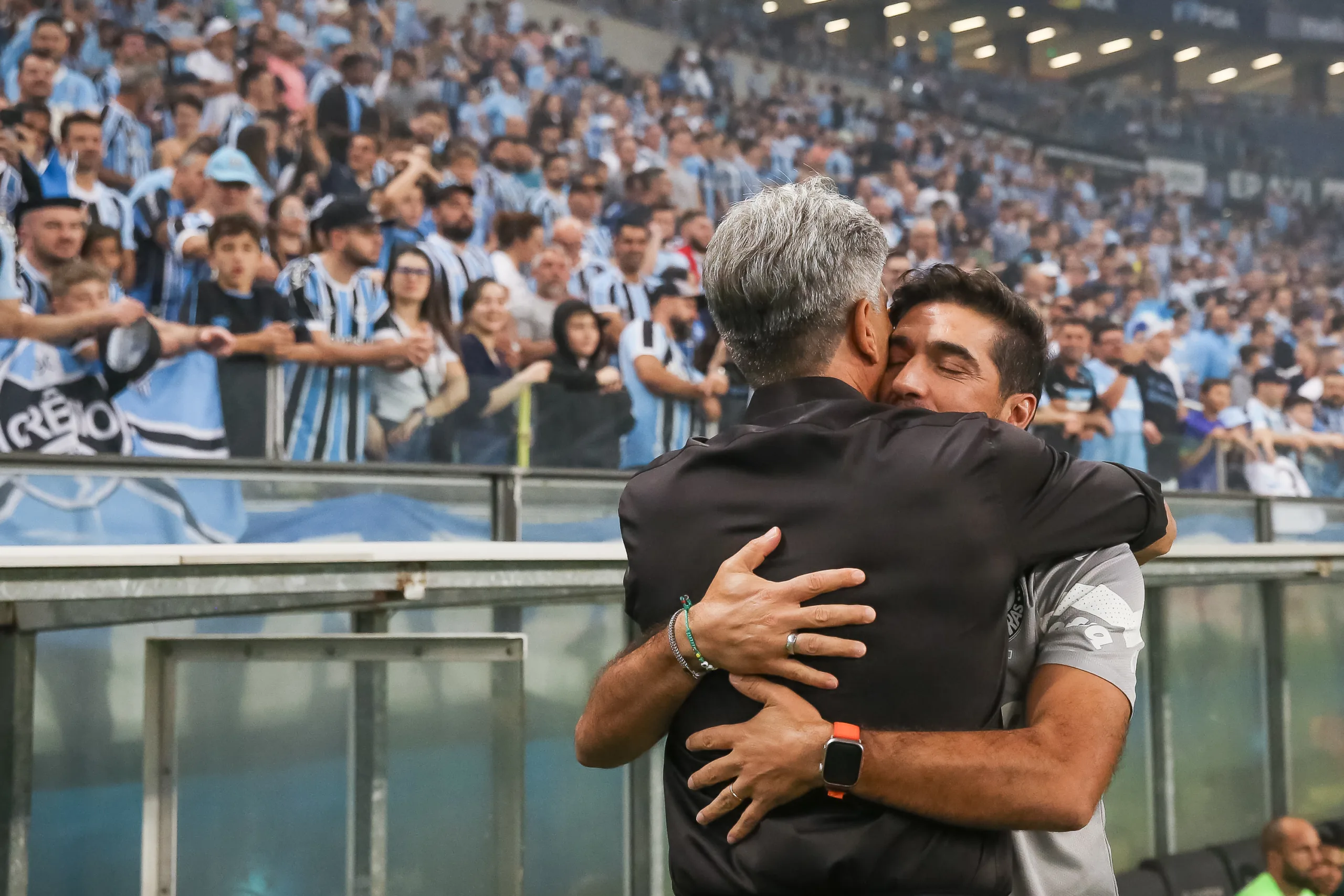 Brasileirão tem Renato Gaúcho e Abel ‘cutucando’ jornalistas após vitórias de Palmeiras e Grêmio