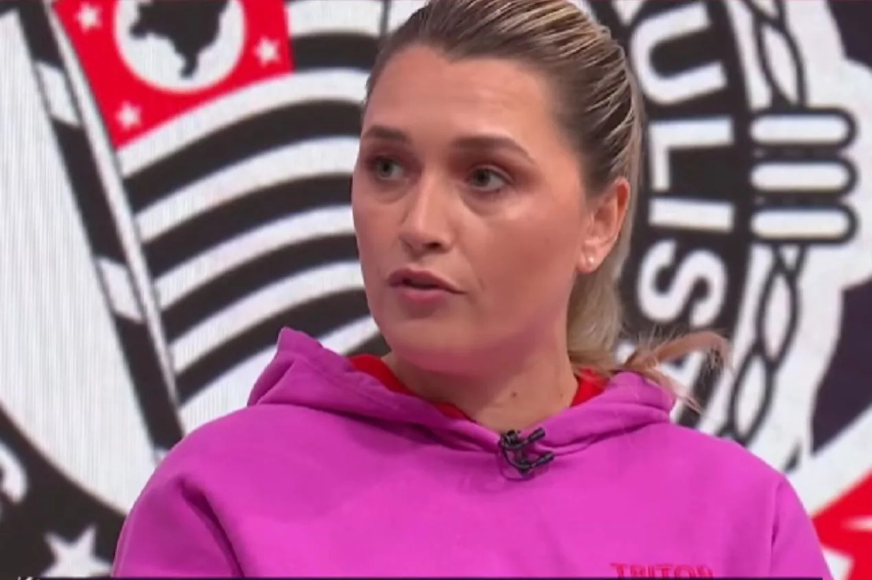 Ana Thaís condena silêncio dos jogadores após título do Corinthians na Libertadores Feminina