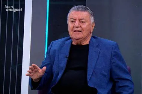 Arnaldo Cezar Coelho deixa recado sobre polêmica de Soteldo em Santos x Vasco