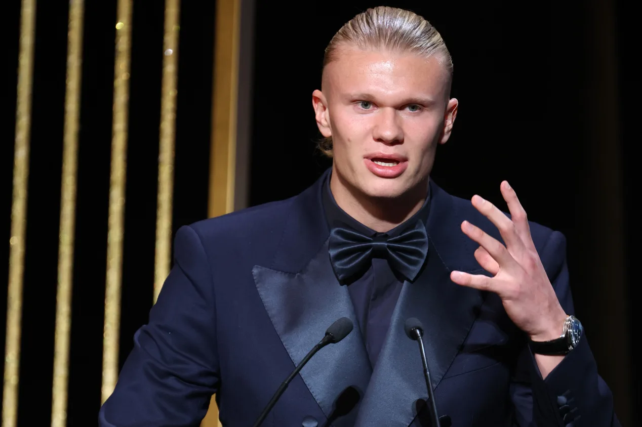 Artilheiro do Manchester City, Haaland manda ‘conselho’ durante preamiação