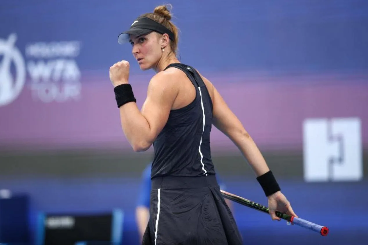 Bia Haddad passa por francesa e avança para a semifinal na China