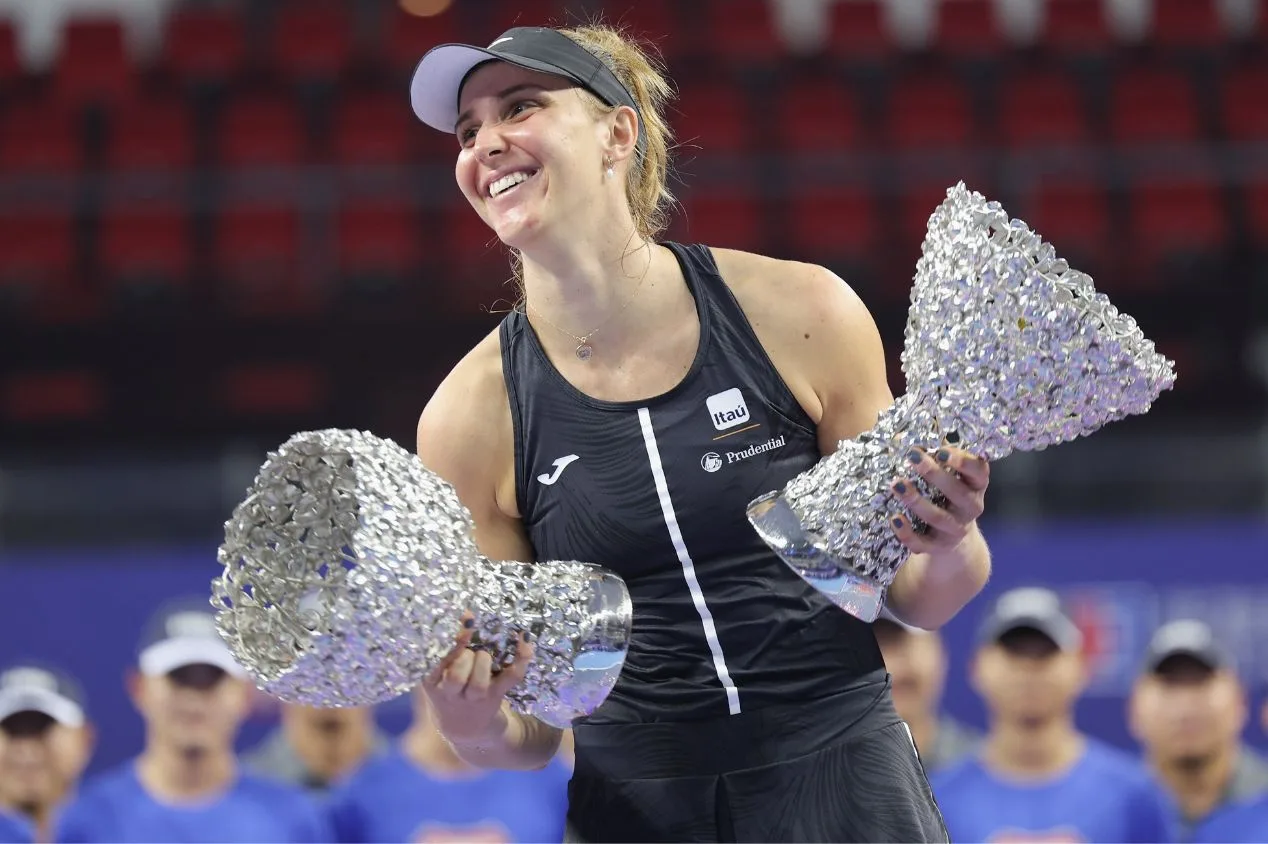 Bia Haddad faz “dobradinha” e conquista simples e dupla na China