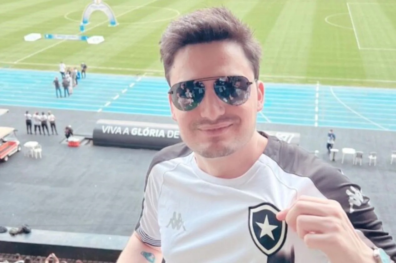 Felipe Neto provoca o Flamengo e faz pedido à CBF envolvendo o Botafogo