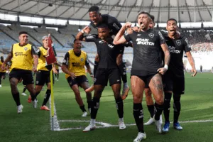 Botafogo tem cinco desfalques contra o Athletico; veja a lista