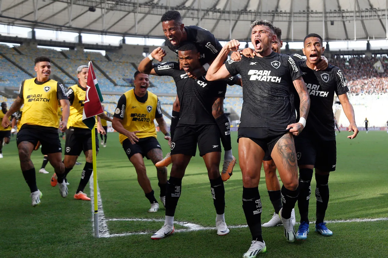 Botafogo tem cinco desfalques contra o Athletico; veja a lista