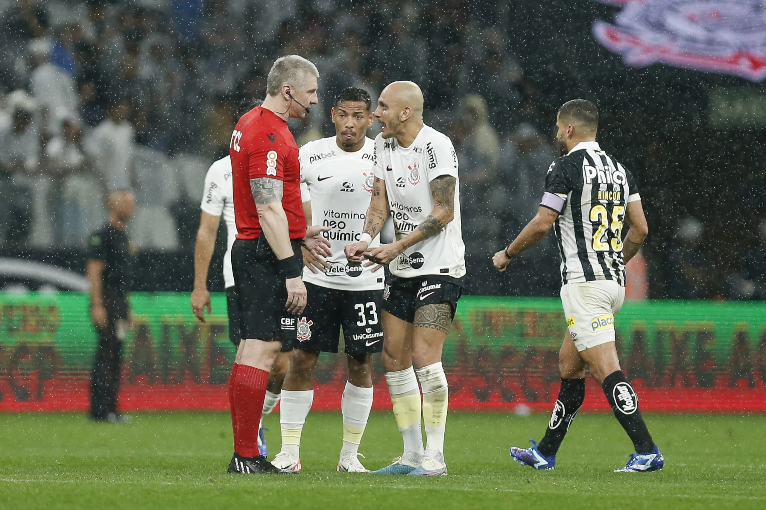 Corinthians mantém chance de rebaixamento no Brasileirão; veja a probabilidade 