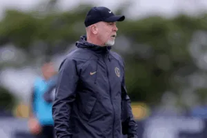 Corinthians terá novidades hoje contra o Flamengo; veja provável time