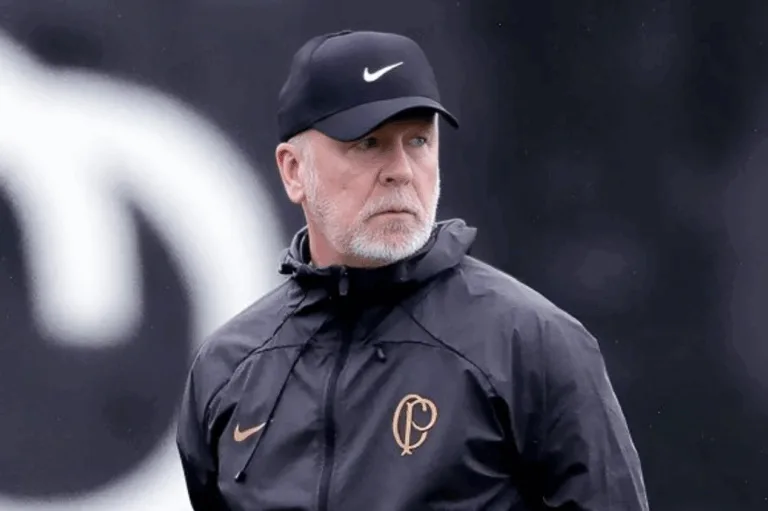 Corinthians tem quatro desfalques hoje contra o América-MG; veja quem fica fora