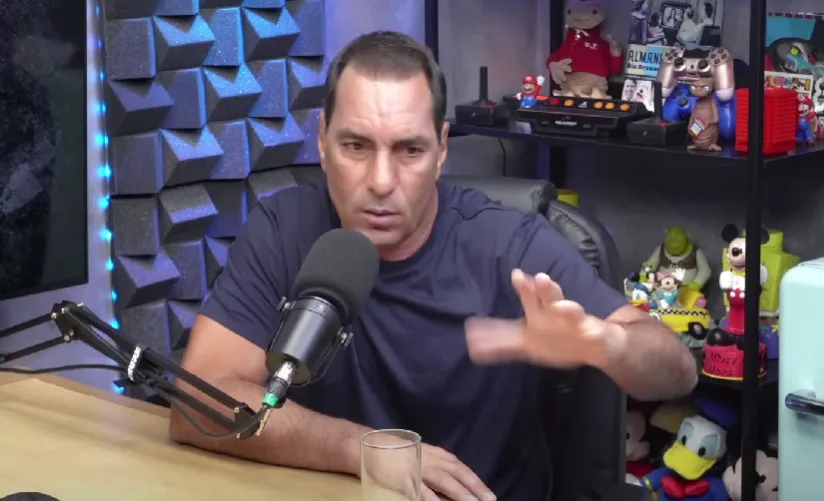 Edmundo detona futebol do Flamengo contra o Vasco: “Não fez nada”