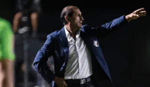 Trio preocupa e Vasco pode ter desfalques contra o Flamengo