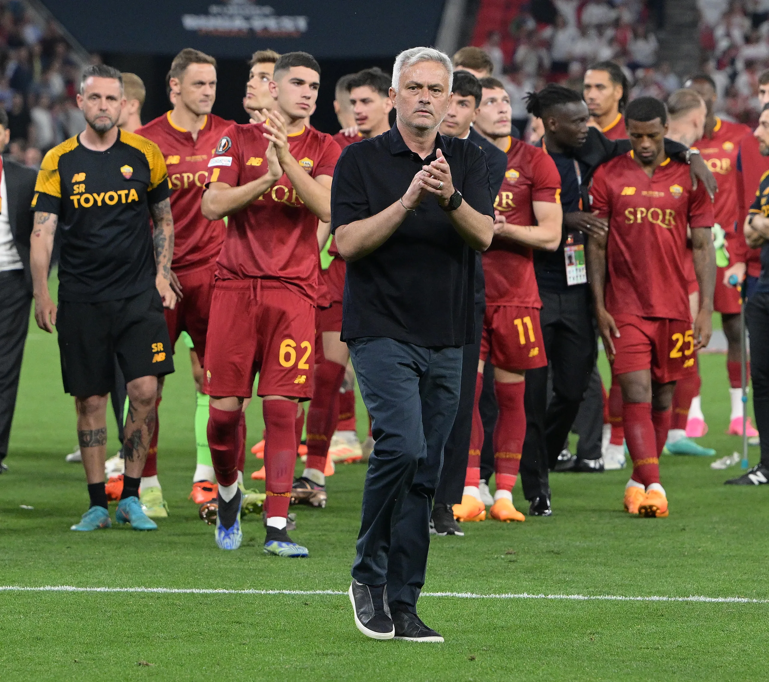 José Mourinho pode substituir Carlo Ancelotti no Real Madrid