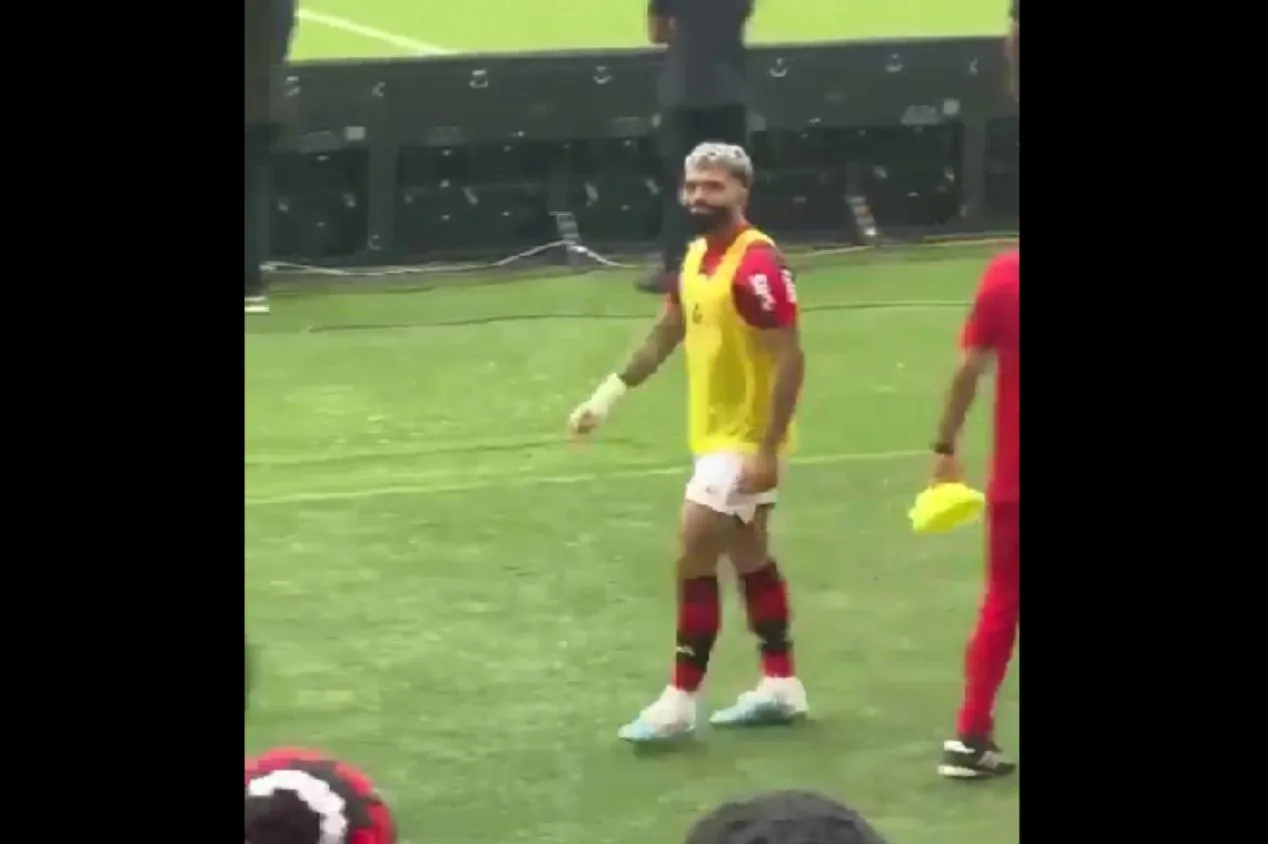 Gabigol reage após ser provocado e ironiza situação do Vasco; assista