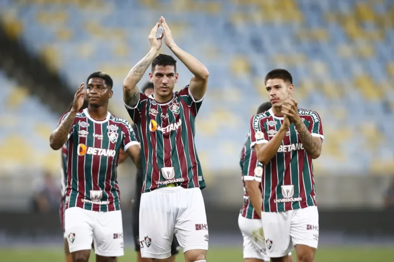 Zagueiro do Fluminense acelera tratamento para enfrentar o Boca Juniors