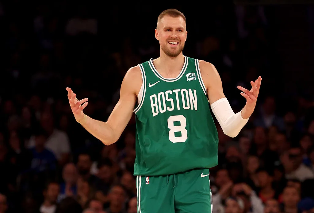 Boston Celtics supera o New York Knicks e estreante quebra marca histórica