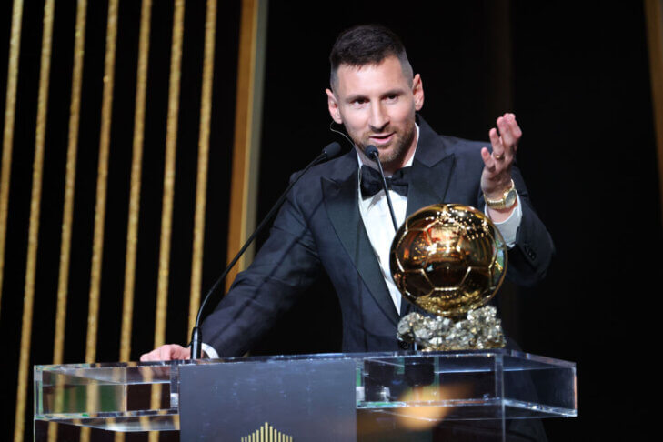 Mauro Cezar detona premiação da Bola de Ouro para Messi: “Chato” Mauro Cezar detona premiação da Bola de Ouro para Messi: “Chato”