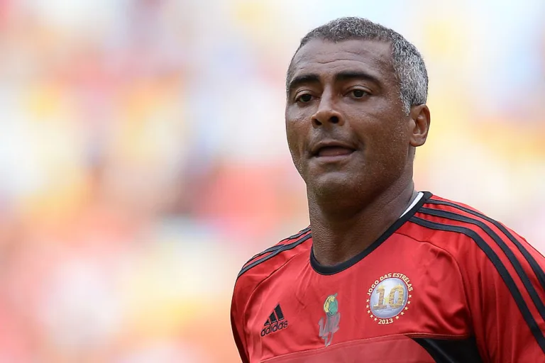 Romário não tem oposição em candidatura à presidência do América do Rio