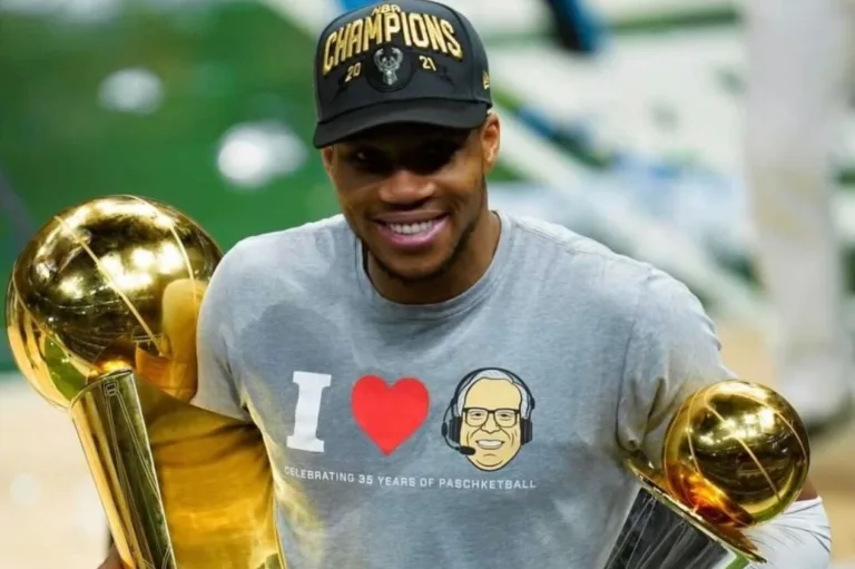 Giannis Antetokounmpo estende com os Bucks em contrato de R$ 950 milhões