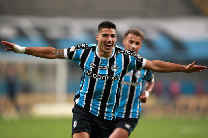 Grêmio é o penúltimo em valor de patrocínio máster no Brasileirão Grêmio é o penúltimo em valor de patrocínio máster no Brasileirão