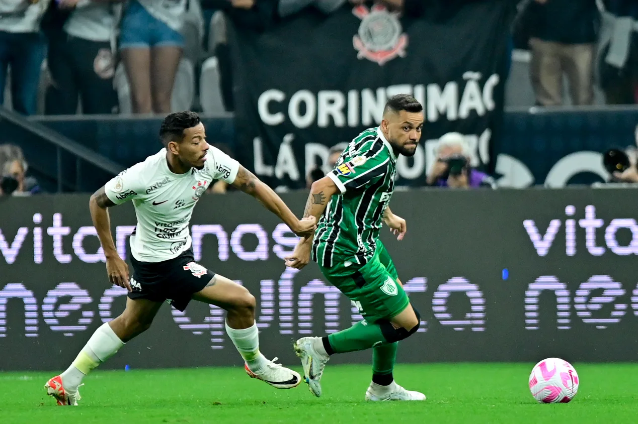 Ivan Moré faz alerta sobre risco de rebaixamento no Brasileirão: “Eu só falo uma coisa”