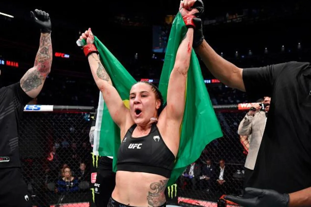Jennifer Maia confirma saída do UFC e aponta motivo da não-renovação