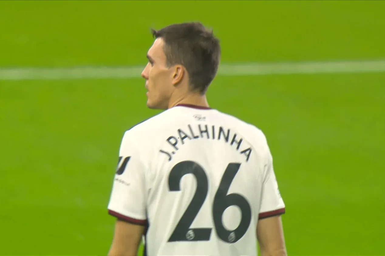 Newcastle pode “entrar na briga” com o Bayern de Munique por substituto para Tonali, suspenso por 10 meses