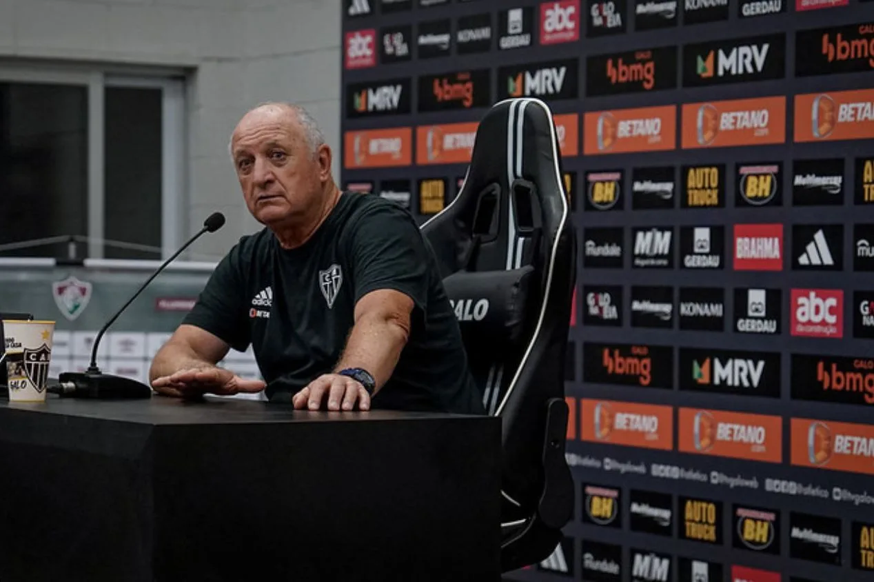 Felipão reprova torcida do Atlético-MG por vaias a Jemerson