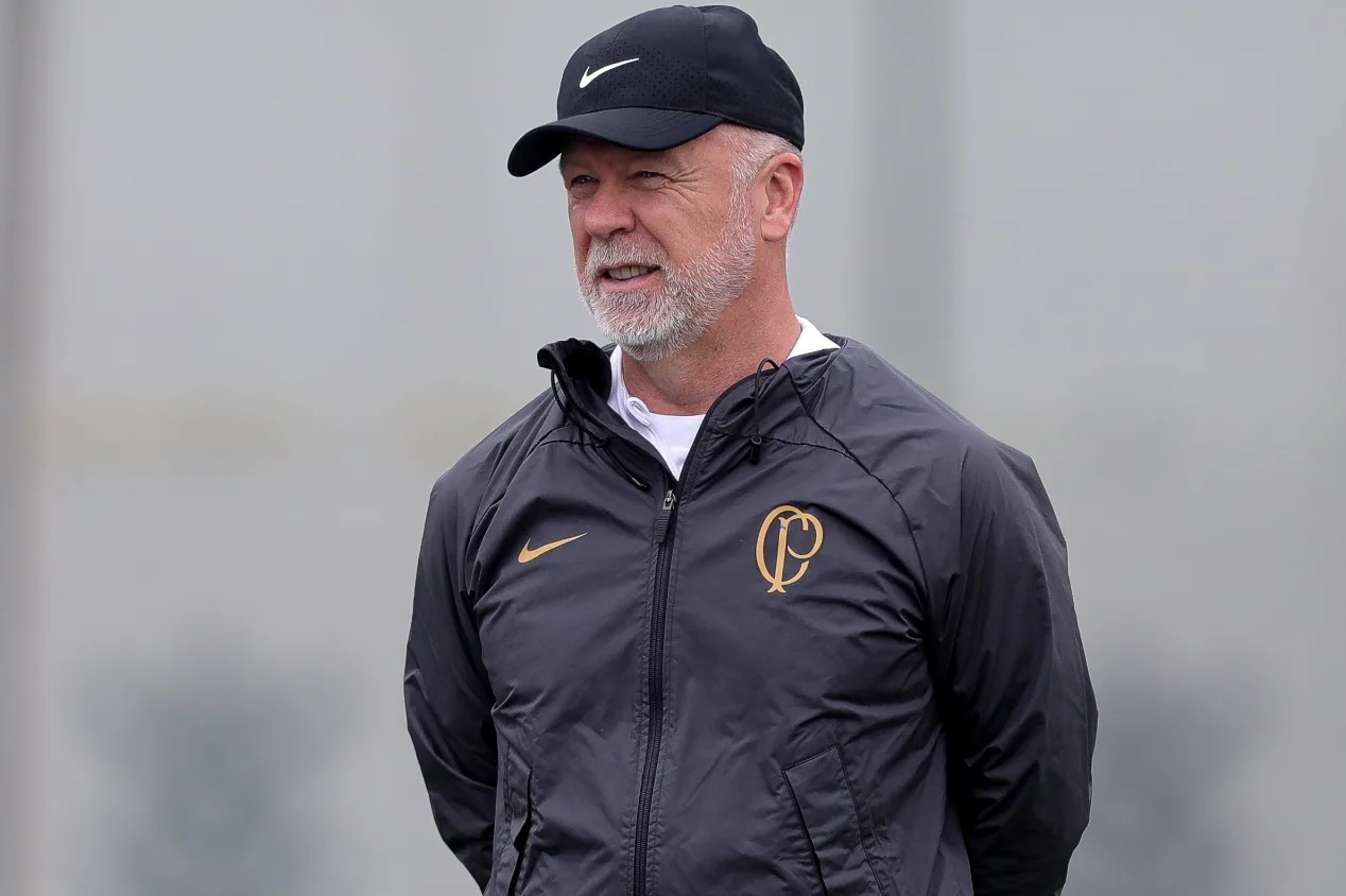 Mano Menezes revela projeção do Corinthians na reta final do Brasileirão