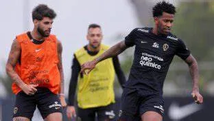Mano não perdoa e faz lista de dispensa do Corinthians