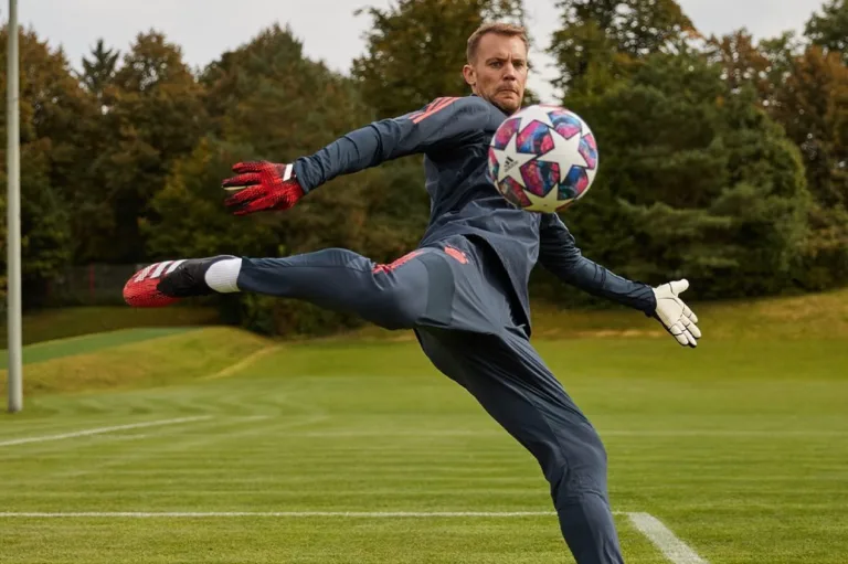 Manuel Neuer fala após assinar renovação com o Bayern de Munique