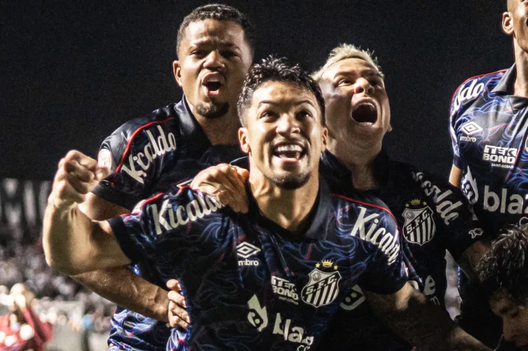 Mauro Cezar exalta artilheiro do Santos: “Joga pra c….”