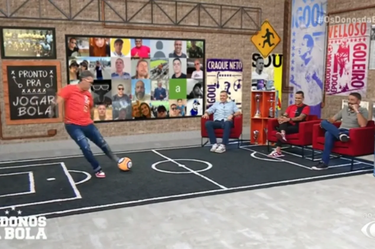 Neto se irrita com treino do Corinthians e avisa: “tem que treinar chute a gol”