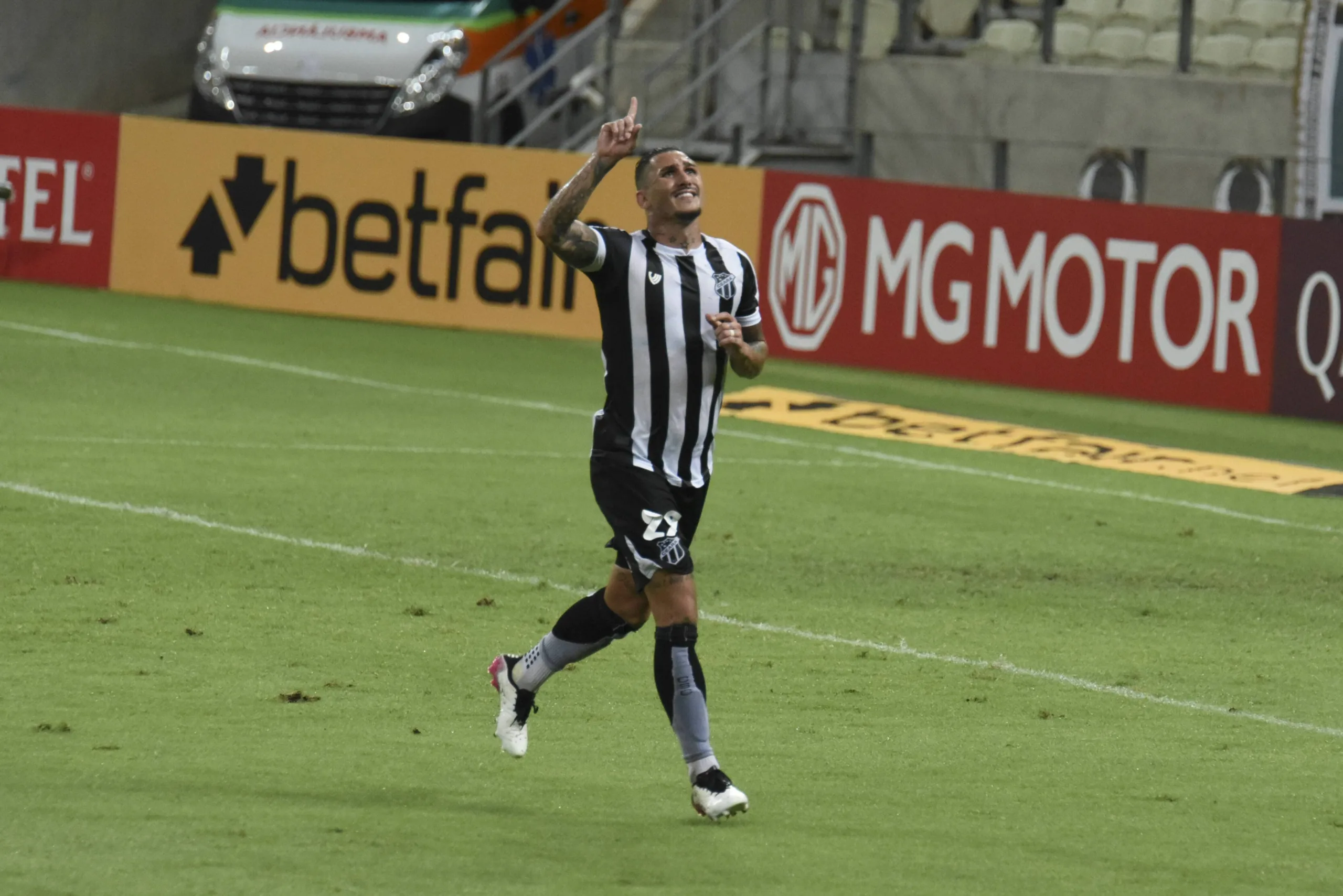 Palpite Ceará x Sport – Campeonato Brasileiro Série B – 27/10/2023