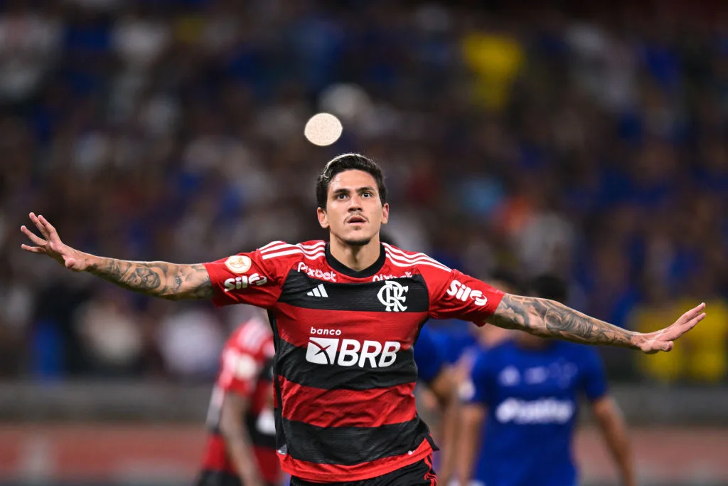 Pedro tem chance de fazer 2023 virar a temporada mais goleadora pelo Flamengo